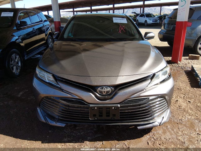 TOYOTA CAMRY - 6