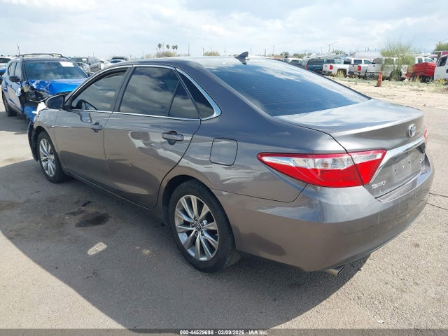 TOYOTA CAMRY - 3