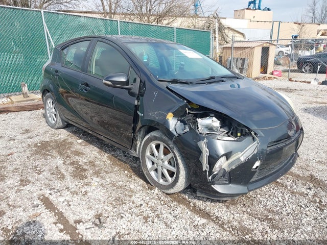 2013 TOYOTA PRIUS THREE