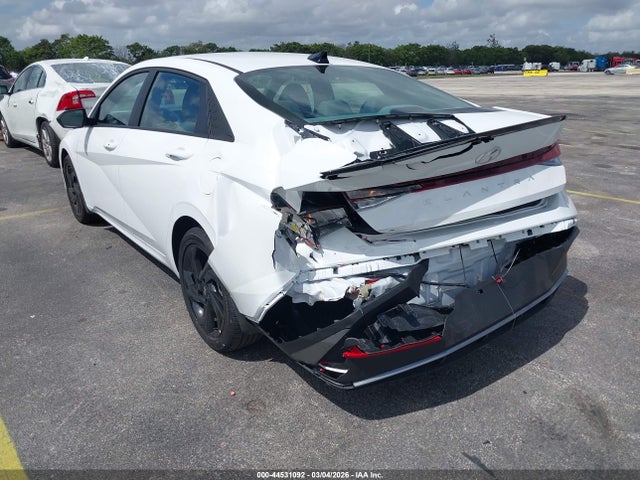 HYUNDAI ELANTRA SEL SPORT - 6