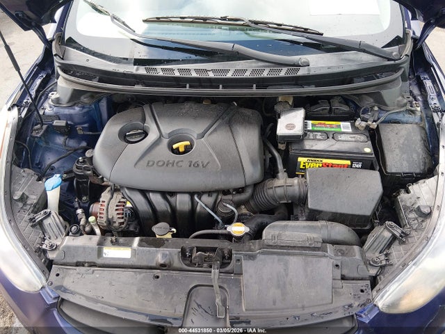 HYUNDAI ELANTRA - 10