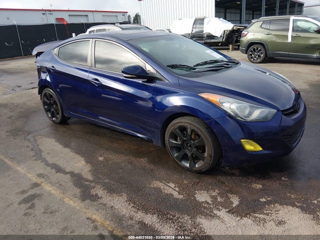 HYUNDAI ELANTRA - 1