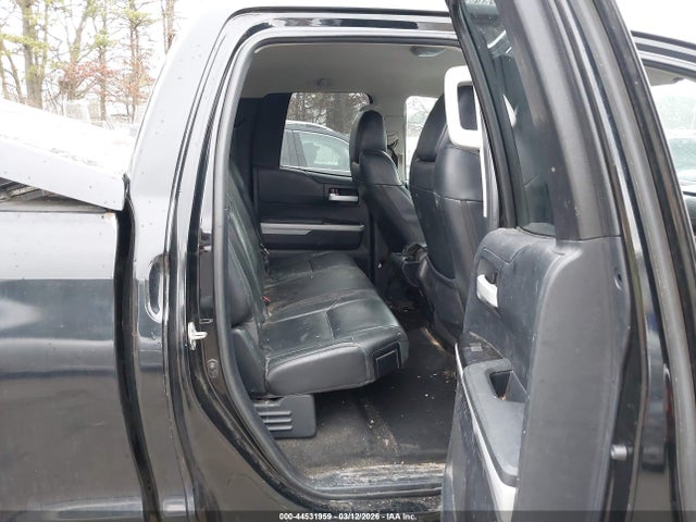 TOYOTA TUNDRA - 8
