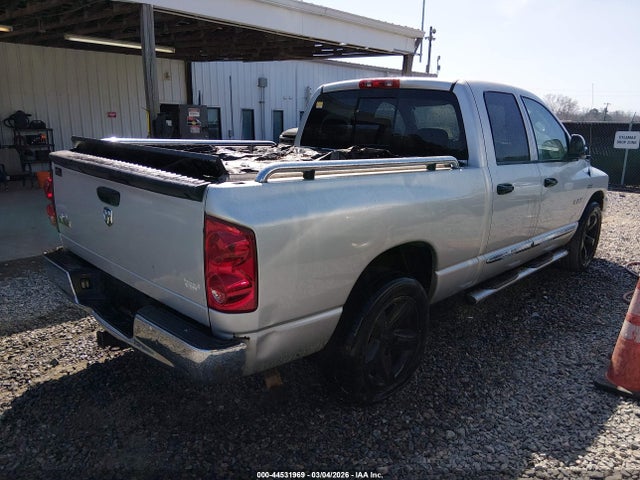 DODGE RAM 1500 SLT - 4