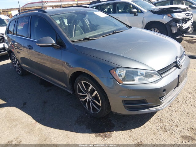 2016 VOLKSWAGEN GOLF TSI LIMITED EDITION
