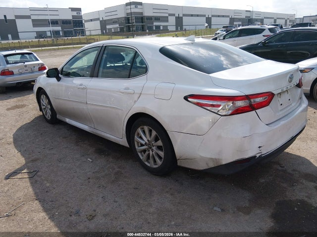 TOYOTA CAMRY - 3
