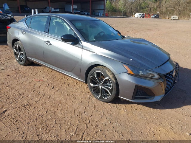 2023 NISSAN ALTIMA SR FWD
