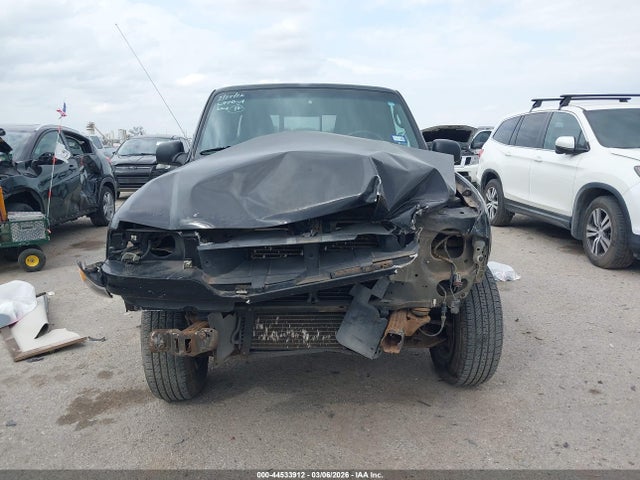 2004 Mazda B2300 SE — миниатюра 13