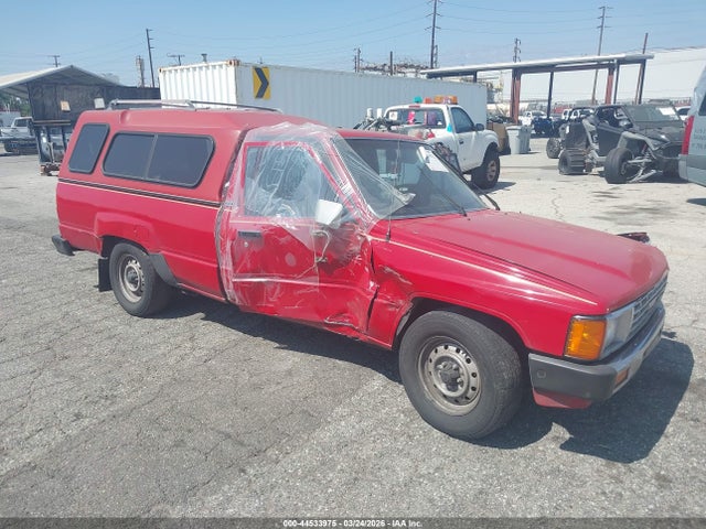 1985 TOYOTA PICKUP LONG BED DIESEL LN58