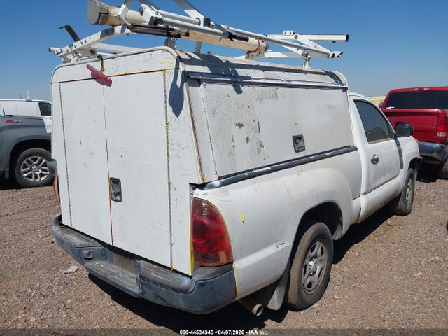 2014 Toyota TACOMA photo 3