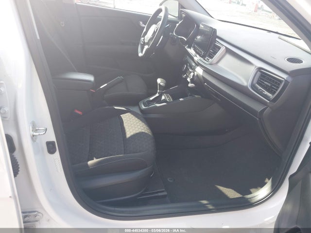 صورة 5 لـ 2023 KIA RIO S