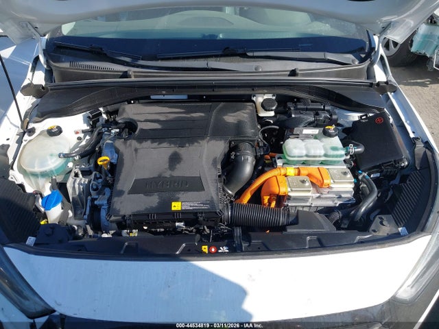HYUNDAI IONIQ HYBRID LIMITED - 10