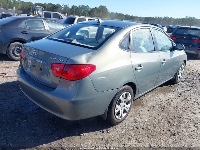 HYUNDAI ELANTRA GLS - 4