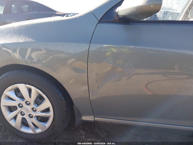 HYUNDAI ELANTRA GLS - 6