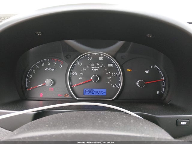 HYUNDAI ELANTRA GLS - 7