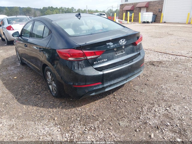 HYUNDAI ELANTRA SEL - 3