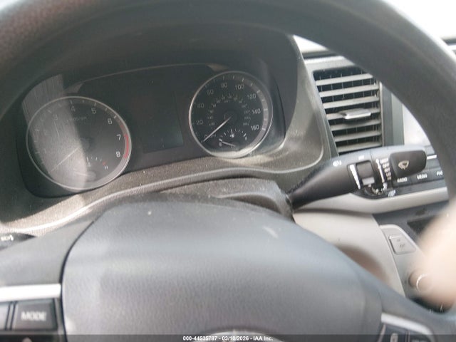 HYUNDAI ELANTRA SEL - 7