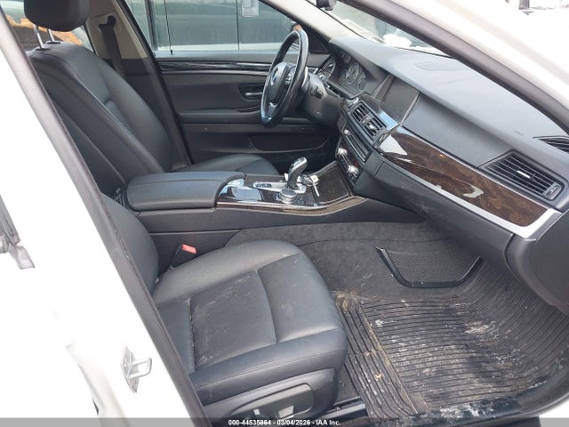 صورة 5 لـ 2016 BMW 528I XDRIVE