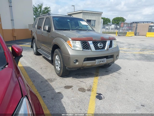 2007 NISSAN PATHFINDE SE