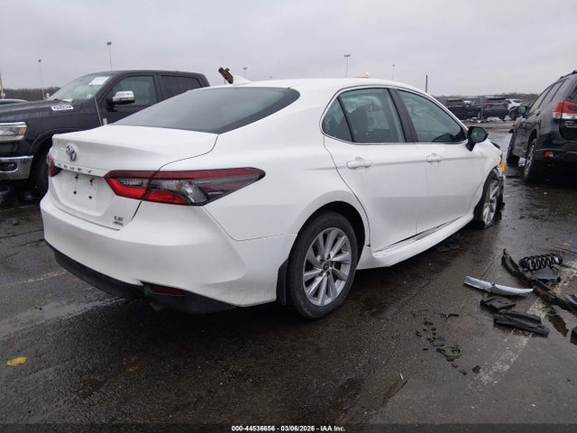 TOYOTA CAMRY - 4