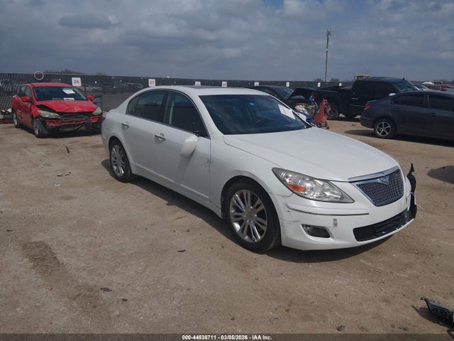 HYUNDAI GENESIS 4.6 - 1