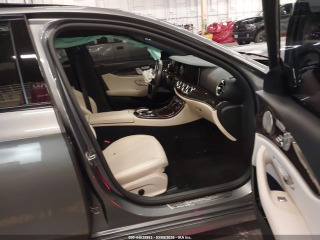 2019 Mercedes-Benz E-Class, VIN: WDDZF6JB1KA495014