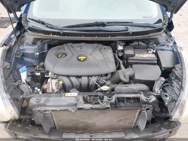 HYUNDAI ELANTRA GT - 10