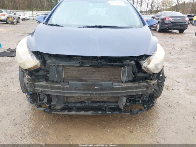 HYUNDAI ELANTRA GT - 6