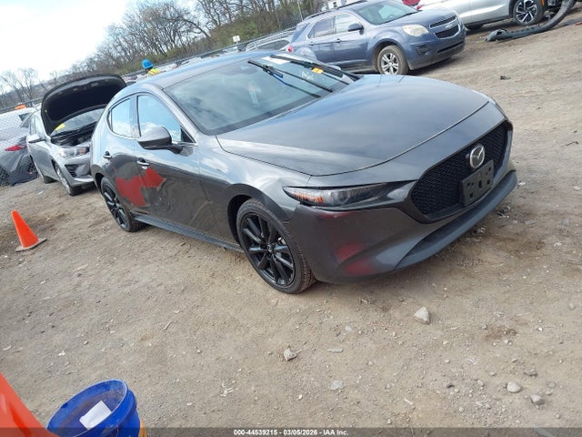 2022 MAZDA MAZDA3 PREMIUM