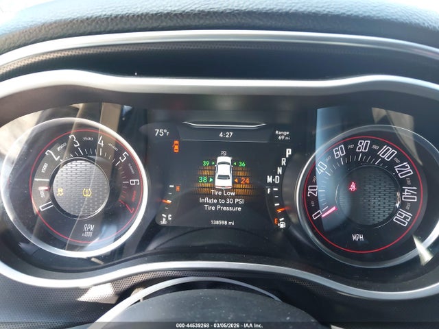 DODGE CHALLENGER - 7