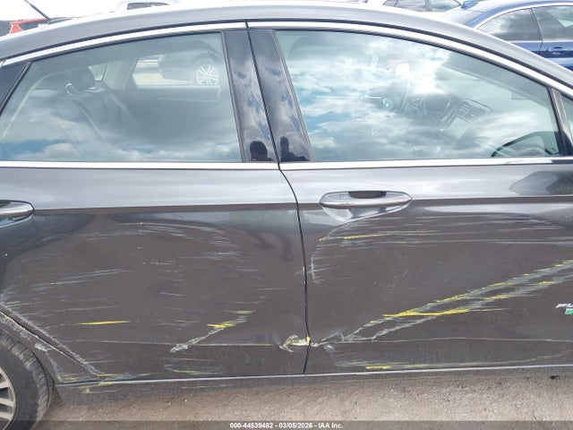FORD FUSION ENERGI TITANIUM - 6