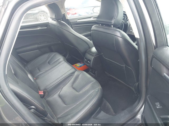 FORD FUSION ENERGI TITANIUM - 8