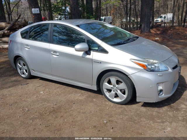 2011 TOYOTA PRIUS FIVE