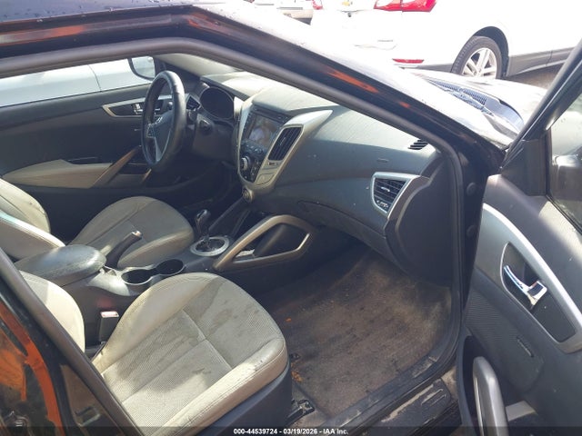 HYUNDAI VELOSTER BASE W/GRAY - 5