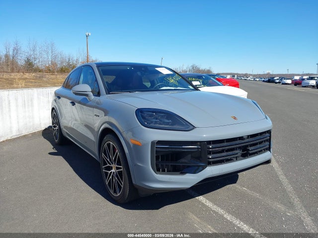 2024 PORSCHE CAYENNE TURBO