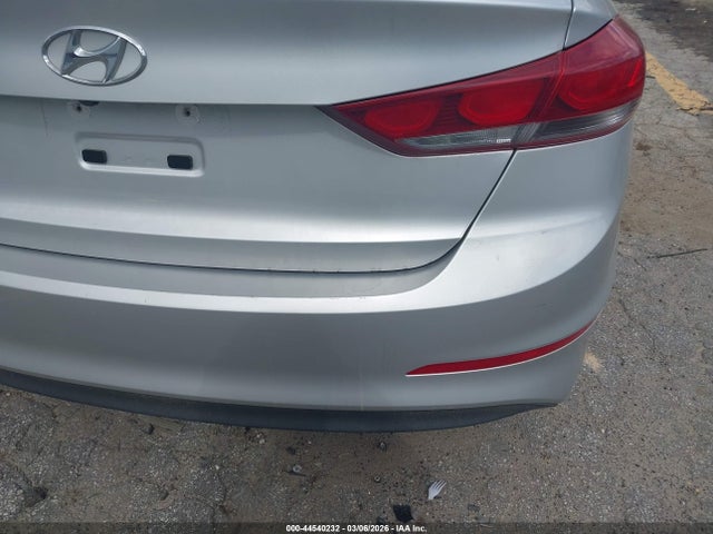 صورة مصغرة 17 لـ 2018 Hyundai ELANTRA SEL