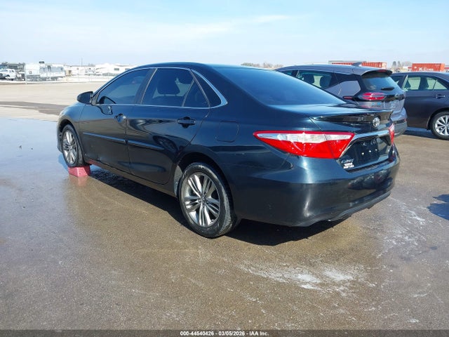 TOYOTA CAMRY - 3
