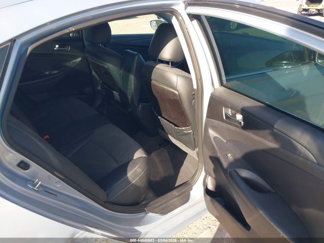 HYUNDAI SONATA SE - 8