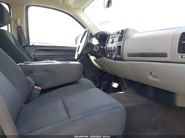 CHEVROLET SILVERADO 1500 LS - 5