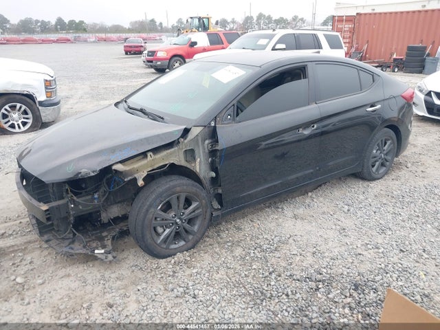 HYUNDAI ELANTRA SE - 2