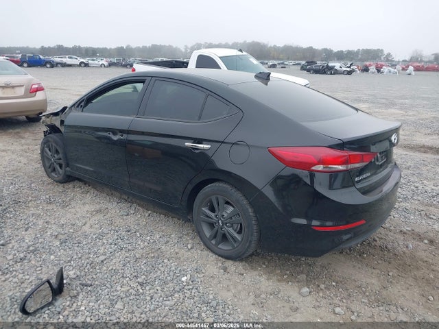 HYUNDAI ELANTRA SE - 3