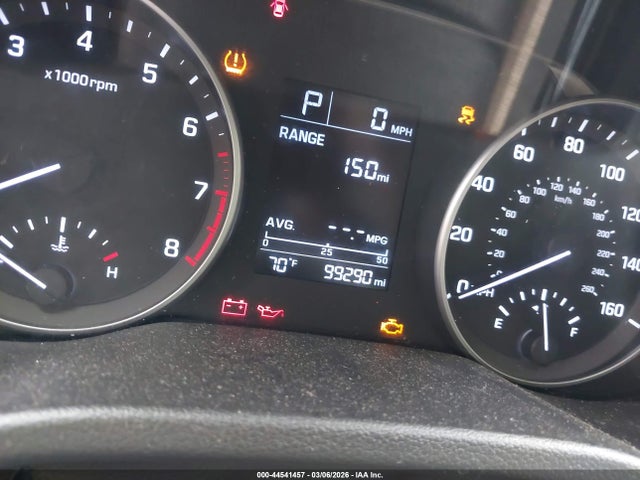 HYUNDAI ELANTRA SE - 7