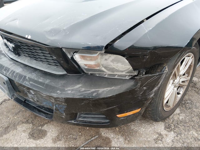 FORD MUSTANG V6 - 6