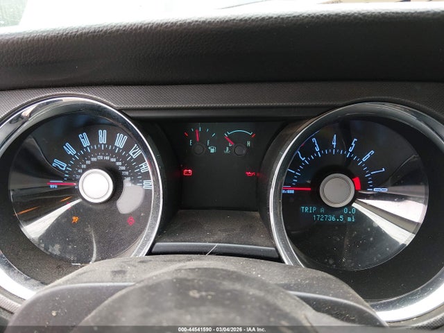 FORD MUSTANG V6 - 7