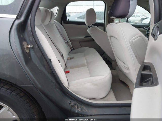 CHEVROLET IMPALA LT - 8