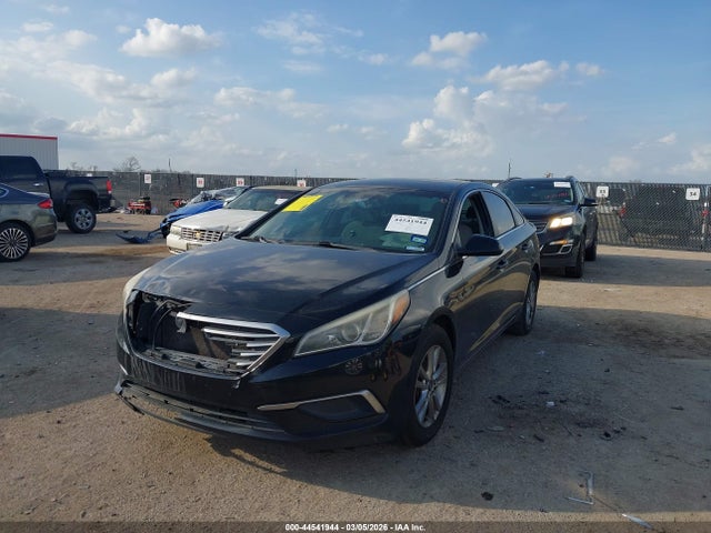 HYUNDAI SONATA SE - 2