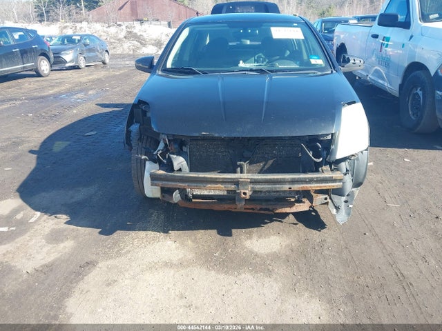 NISSAN SENTRA 2.0S - 6