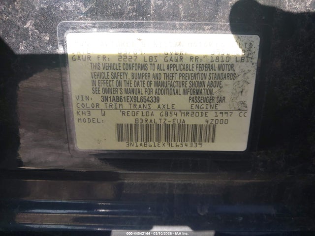 NISSAN SENTRA 2.0S - 9