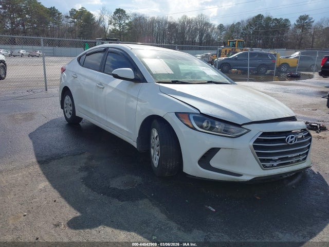 2018 HYUNDAI ELANTRA SE