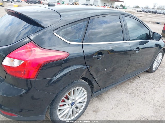 FORD FOCUS TITANIUM - 6